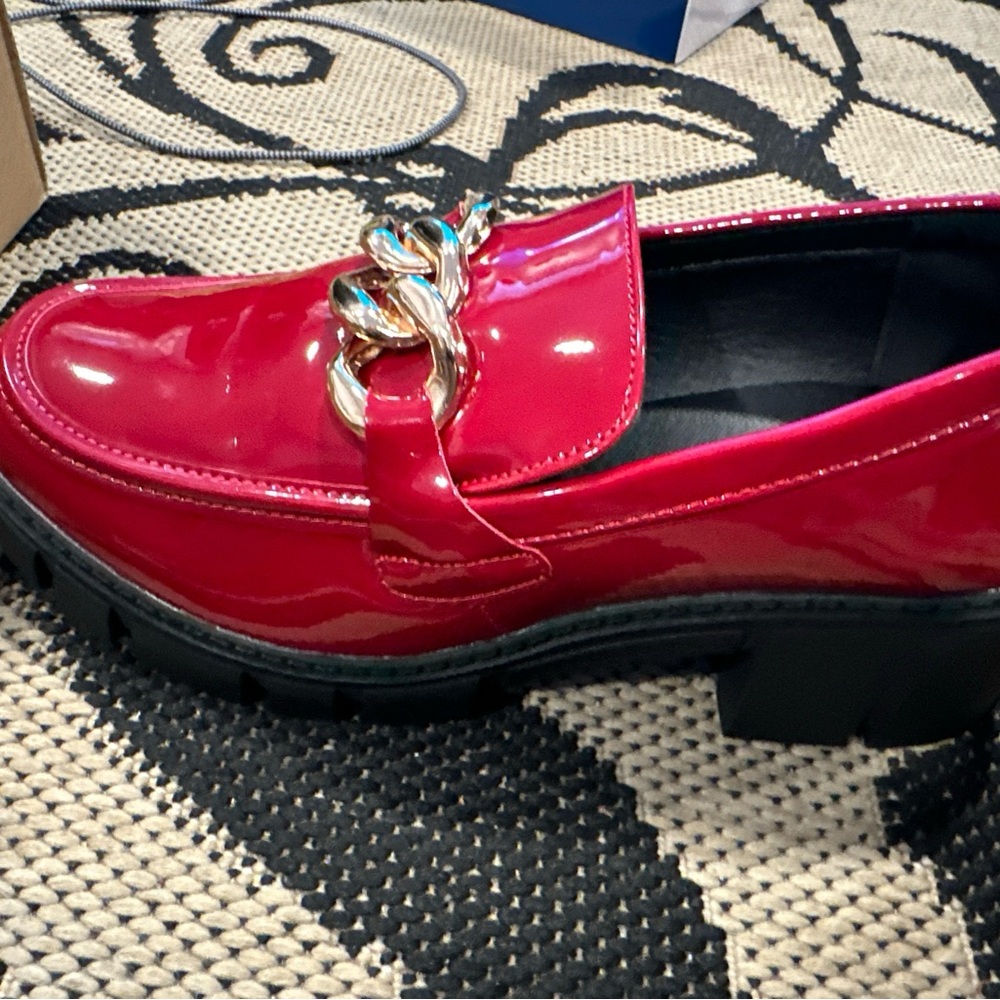 Women’s shoes